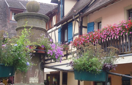 Fete du vin  Eguisheim - Photo Gite en Alsace - Aout 2010